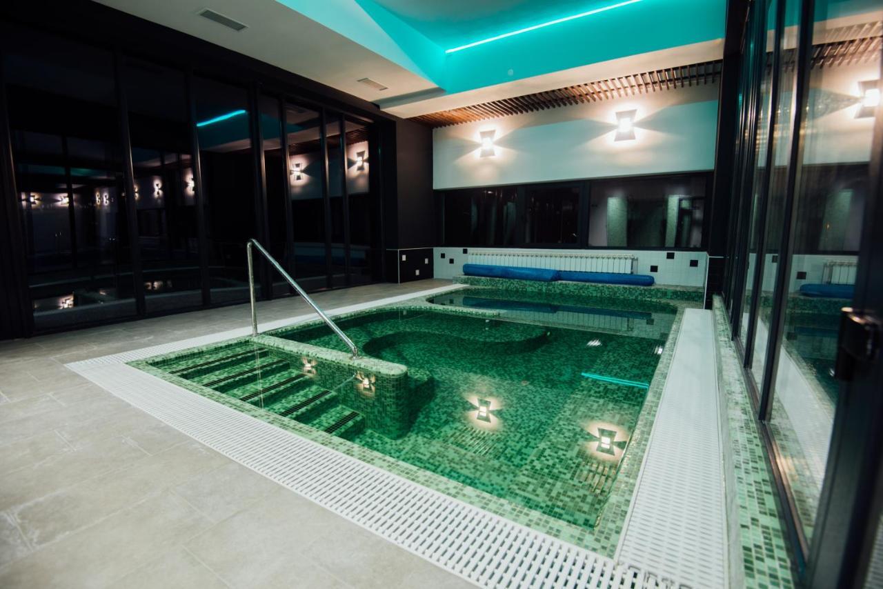 Altus Hotel & Spa Praid Exterior foto